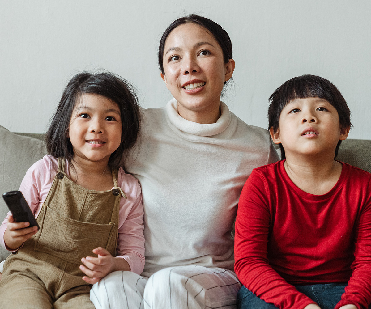 familia en apartamento